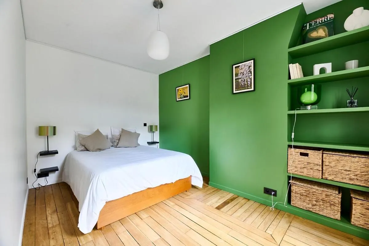 Le Grand Marais Metro Lines 1, 5, 8 Apartment Paris France