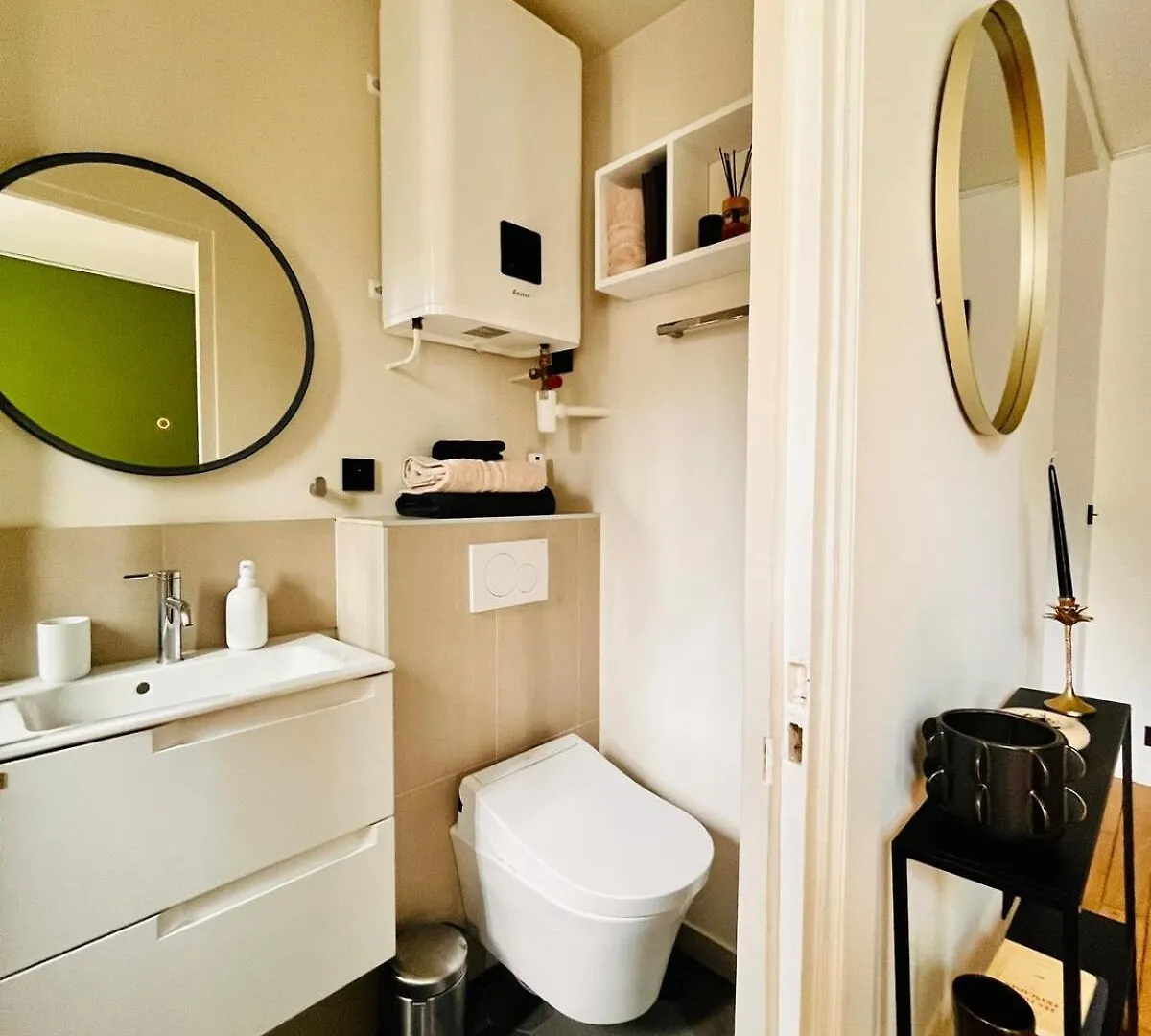 Le Grand Marais Metro Lines 1, 5, 8 Apartment Paris 0*,  France